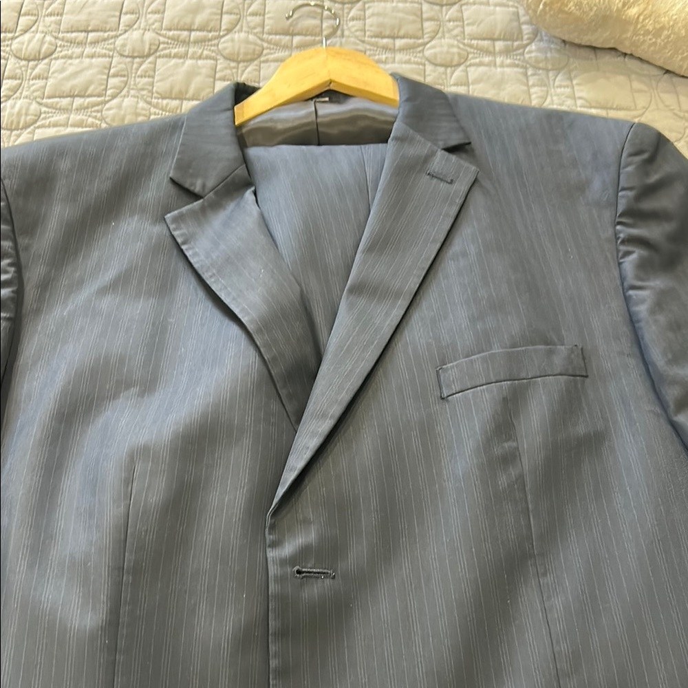 Mens suite